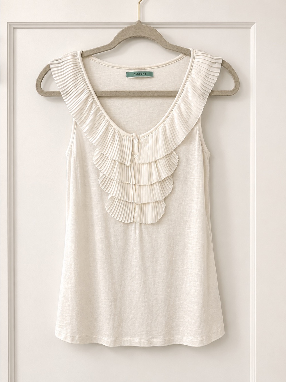 Pleione Cream Pleated Ruffle Sleeveless Blouse Tank Top Size Small